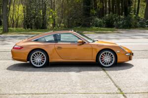 Image 9/34 de Porsche 911 Targa 4S (2008)