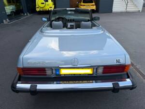 Image 4/27 de Mercedes-Benz 450 SL (1980)
