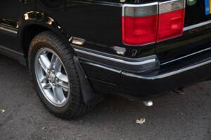 Immagine 11/50 di Land Rover Range Rover 4.6 Vogue (2001)
