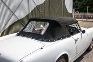 Bild 11/35 von Alfa Romeo 2600 Spider (1963)