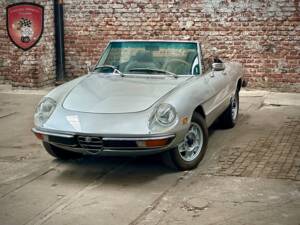 Afbeelding 40/45 van Alfa Romeo Spider Veloce 2000 (1978)