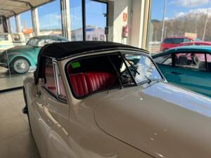 Bild 12/22 von Jaguar XK 120 OTS (1952)