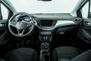 Image 7/50 de Opel Crossland X 1.2 Turbo (2020)