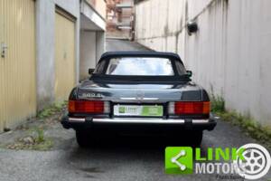 Image 4/10 of Mercedes-Benz 560 SL (1986)
