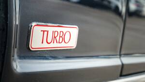 Image 6/45 of Bentley Turbo R (1988)
