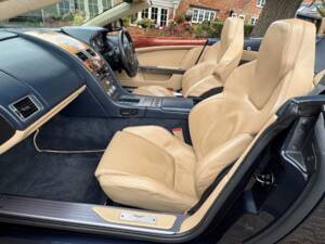 Bild 25/30 von Aston Martin DB 9 Volante (2006)