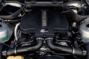 Image 82/84 of BMW Z8 (2001)