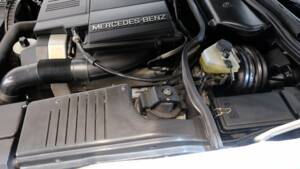 Image 51/51 of Mercedes-Benz 500 SL (1992)