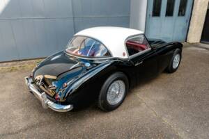 Image 17/50 of Austin-Healey 3000 Mk II (BN7) (1962)