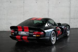 Image 40/50 of Dodge Viper GTS (2005)