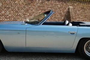 Image 14/50 de Lamborghini 400 GT (1967)