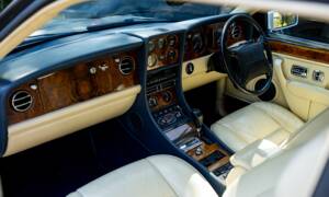Image 4/50 of Bentley Continental R (1997)