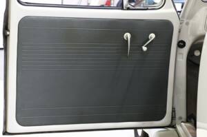 Image 17/39 of Volkswagen Escarabajo 1200 A (1965)