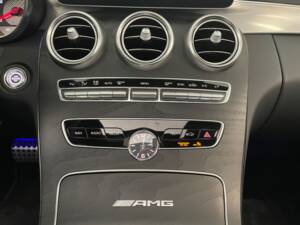 Obraz 20/36 pojazdu Mercedes-Benz C 63 AMG T (2020)