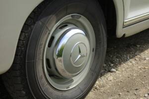 Imagen 38/39 de Mercedes-Benz 190 (1957)