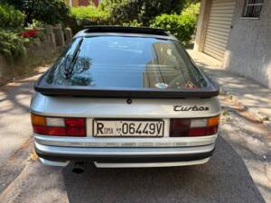 Image 22/98 of Porsche 944 Turbo S (1988)