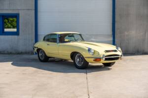 Image 52/78 de Jaguar E-Type (1969)