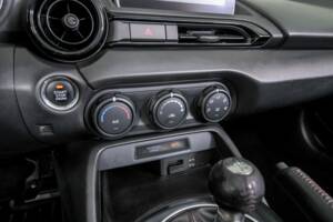 Immagine 35/50 di Mazda MX-5 1.5 (2016)