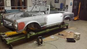 Bild 16/19 von Mercedes-Benz 280 SL (1970)