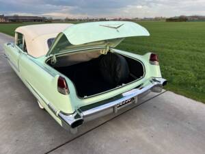 Image 76/83 of Cadillac 62 Convertible (1956)