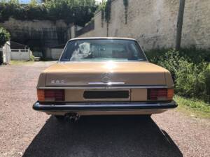Image 10/10 of Mercedes-Benz 280 (1975)
