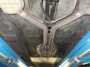 Bild 95/99 von Porsche 928 GTS (1992)