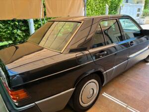 Bild 7/37 von Mercedes-Benz 190 E 2.0 (1991)