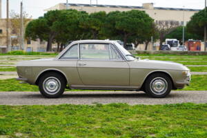 Image 6/37 of Lancia Fulvia Rallye 1.3 S (1969)