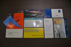 Image 41/79 de Mercedes-Benz 560 SL (1988)