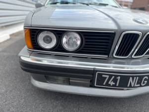 Image 28/79 of BMW M 635 CSi (1989)