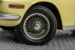 Image 4/50 of Triumph Stag (1972)