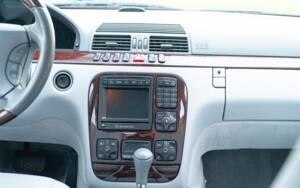 Image 40/45 of Mercedes-Benz S 55 AMG (2000)