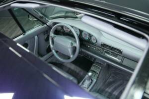 Immagine 24/50 di Porsche 911 Carrera 4 (1993)