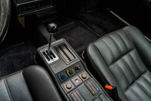Image 19/26 of Ferrari 208 GTB Turbo (1988)