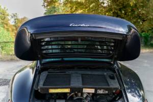 Bild 46/50 von Porsche 911 Turbo (1995)