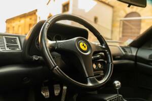 Immagine 29/33 di Ferrari F 355 Berlinetta (1995)