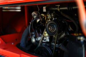 Image 25/50 of Volkswagen T1 panel van (1963)