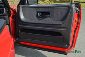 Bild 27/50 von Saab 900 2.0i 16V (1993)