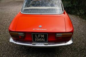 Image 13/20 of Alfa Romeo Giulia 1600 GT Junior (1976)