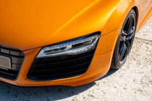 Image 19/36 of Audi R8 V10 (2013)