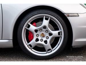 Bild 27/29 von Porsche 911 Carrera S (2005)