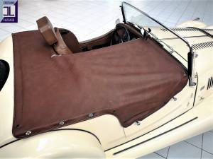 Image 21/42 de Morgan Plus 8 (1979)