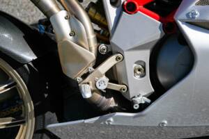 Immagine 18/30 di MV Agusta F4 1000 S (2004)