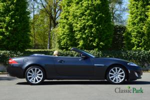 Image 18/50 de Jaguar XK (2012)