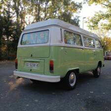 Image 8/8 of Volkswagen T2 Brasil Camper (1979)