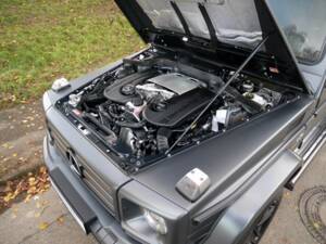 Image 14/38 of Mercedes-Benz G 500 (LWB) (2016)