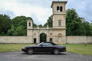 Afbeelding 23/50 van Jaguar XKR (1998)