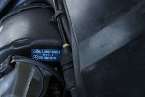 Image 40/51 de Mercedes-Benz 500 SE (1984)