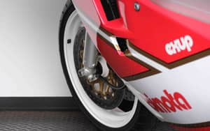 Image 69/95 of Bimota YB6 (1990)