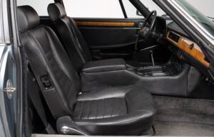 Image 21/26 of Jaguar XJ-S V12 Lynx Eventer (1985)